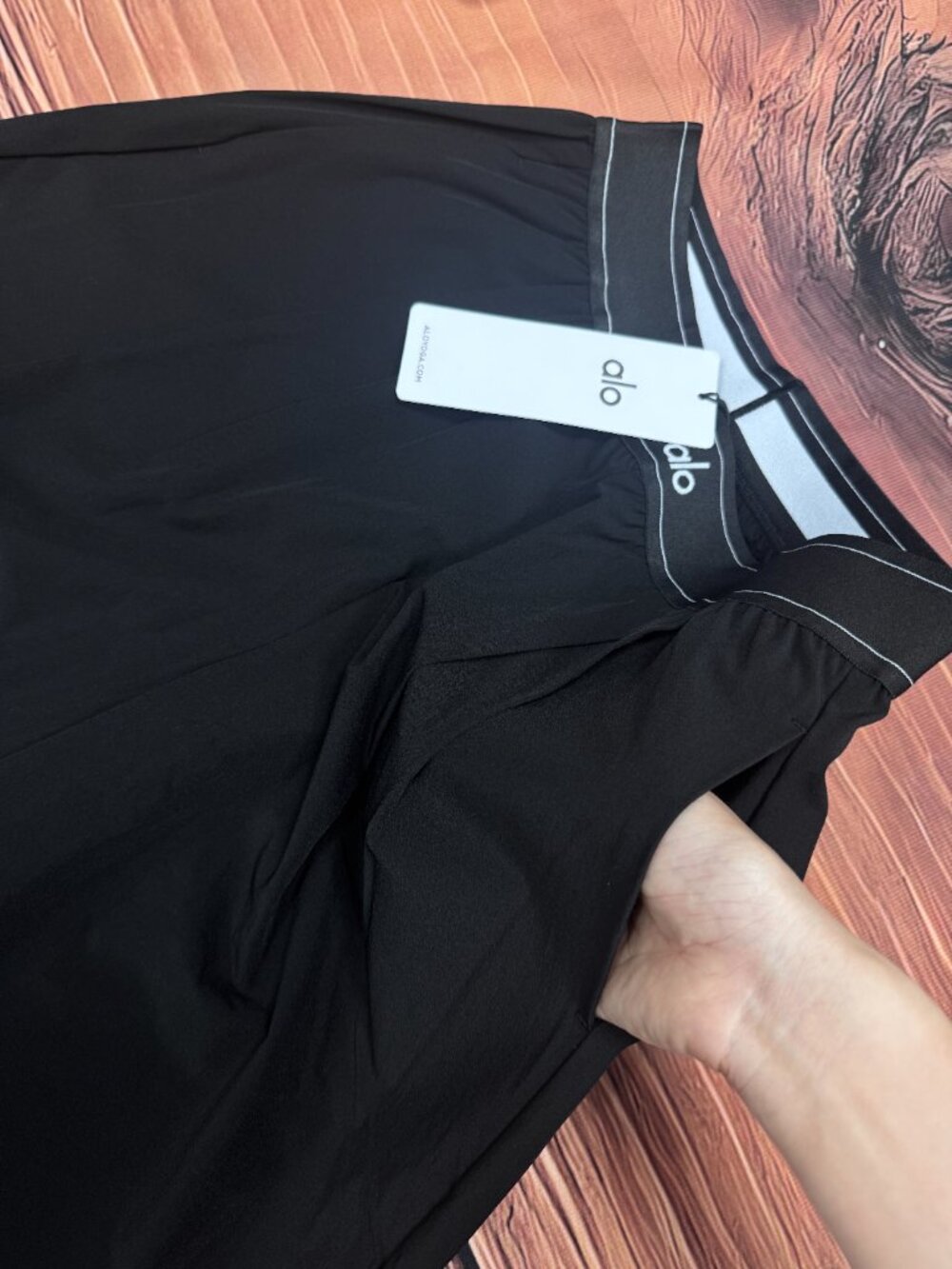 NWT Black ALO Yoga💟 Relaxed Straight Leg Suit Up Trouser  (Regular 30") - Picture 3 of 7